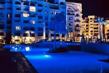 アパートホテル Aldau Heights Kevin