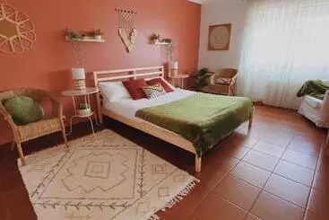 ペンション Coastal Garden Paradise Retreat  6 Min From The Beach