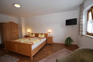 Hotell Gasthof Schäffler