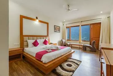 Treebo Kapalin Resorts With Mountain View