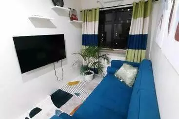 Aparthotel The Midpoint Residences