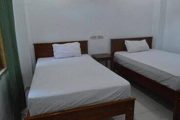 פנסיון Mahoni Guest House Labuan Bajo