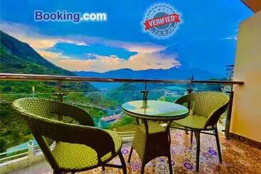 Kempty A Boutique Hotel, Mussoorie