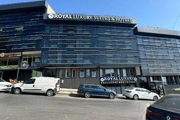 Royal Luxury Hotels Suites