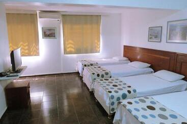 هتل Pousada Suites