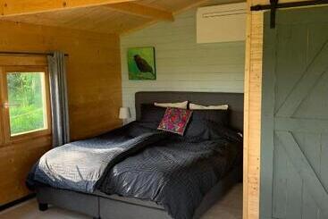 Bed and Breakfast Fields 1216