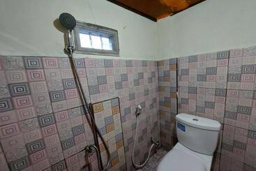 ホテル Oyo 92545 Wawi Kadio Homestay