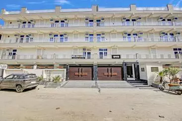 Hotel Oyo Flagship 81207 The Murti