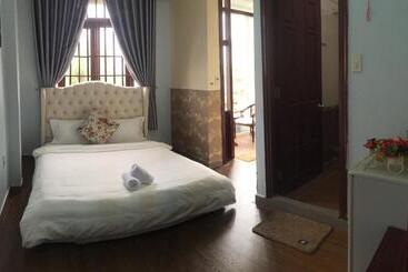 Hotel Hành Tinh Xanh 1