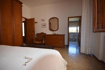 بنسيون Appartamento Santa Barbara