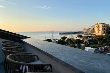 Panzió Salemare Rooms & Suites