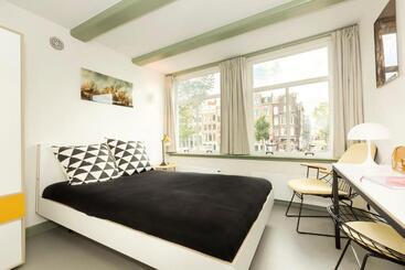 膳宿费 The Red Ox   Super Central Canal View Rooms