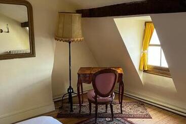 بنسيون Maison Des Acrobates