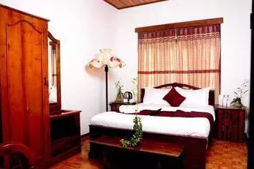 Bed & Breakfast The West Gate Bungalow