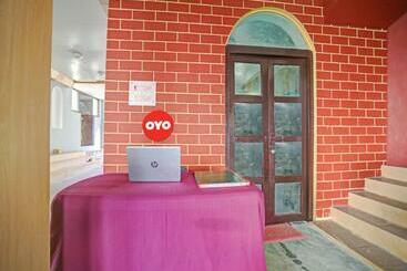 Hotel Oyo Flagship 81294 Saantanaa Villa Homes