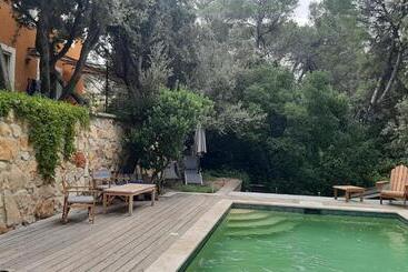 ベッドアンドブレックファースト Au Papillon Dort