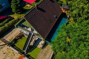 膳宿费 Csini Vendégház