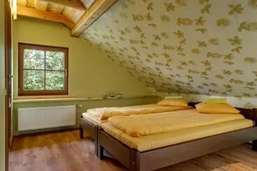 پانسیون Paegli Guest House
