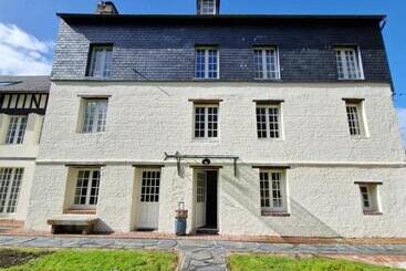 Aamiaismajoitus (B&B) Au Moulin Saint Nicol   Honfleur