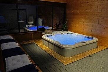 ホテル Au Coq Dort Spa