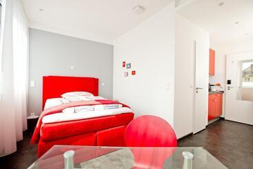 هتل Design Sleepy Cologne