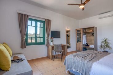 ホテル Kaliviani Traditional