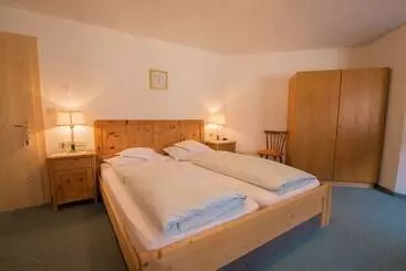 Hotelli Alpenland