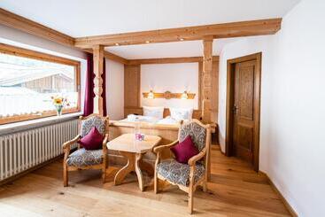 בית מלון כפרי Birgsau