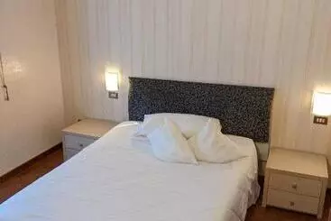 Hotel Montecarlo