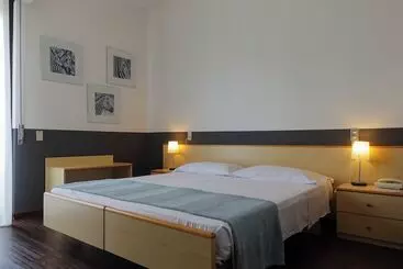 Hotel Peler