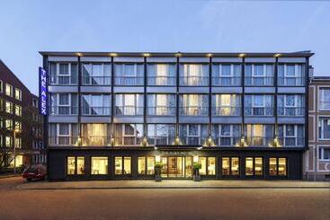 Hotel The Alex