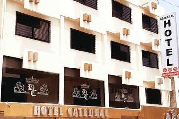 Отель Catedral