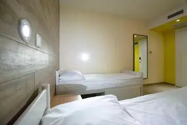 Hotel Hostel Link