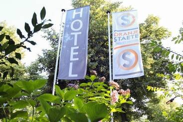 Hotel Oranjestaete