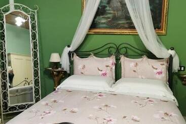 Hotel Podere Montecorno