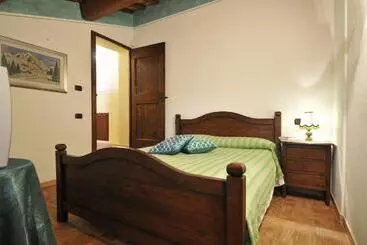 ホテル Terre Del Cantico Country House