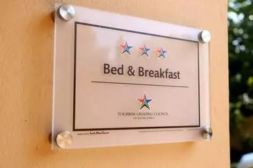 Bed and Breakfast Morulana Guest House