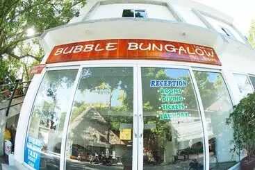 ホテル Bubble Bungalow