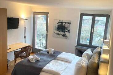 酒店 & Restaurant Grüner Baum Merzhausen