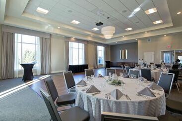 هتل Hilton Garden Inn Martinsburg