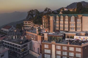 Mosaic Hotel Mussoorie Mallroad