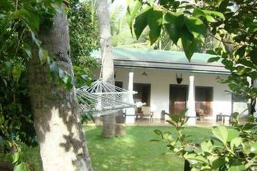 بنسيون Mahawewa Nature Resort