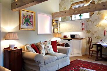 Casa River Nene Cottages