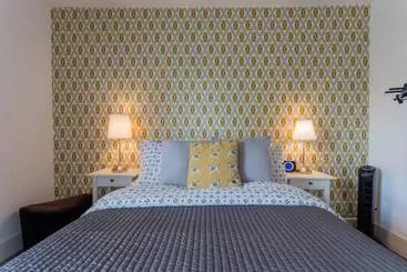 Apartaments turístics Ashton House   Stylish 2 Bedroom House, Close To Luton Town Center & Airport