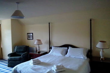 فندق Glencanisp Lodge