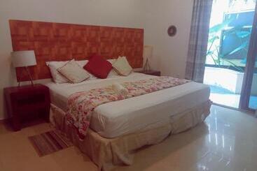 هتل Villas Akalan