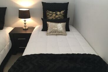 ツーリストアパートメント Luxury Waterfront Apartments Picton