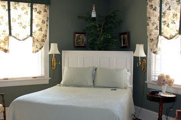 ベッドアンドブレックファースト The Collins House Inn