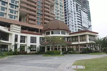 Appart'hotel Home Edge Accommodations @ Tivoli Garden Residences