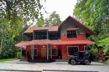 Adrak Mountain Mist Forest Resort